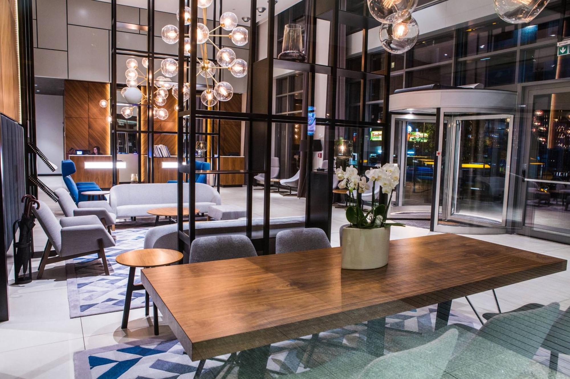 Courtyard By Marriott Katowice City Center Exterior photo
