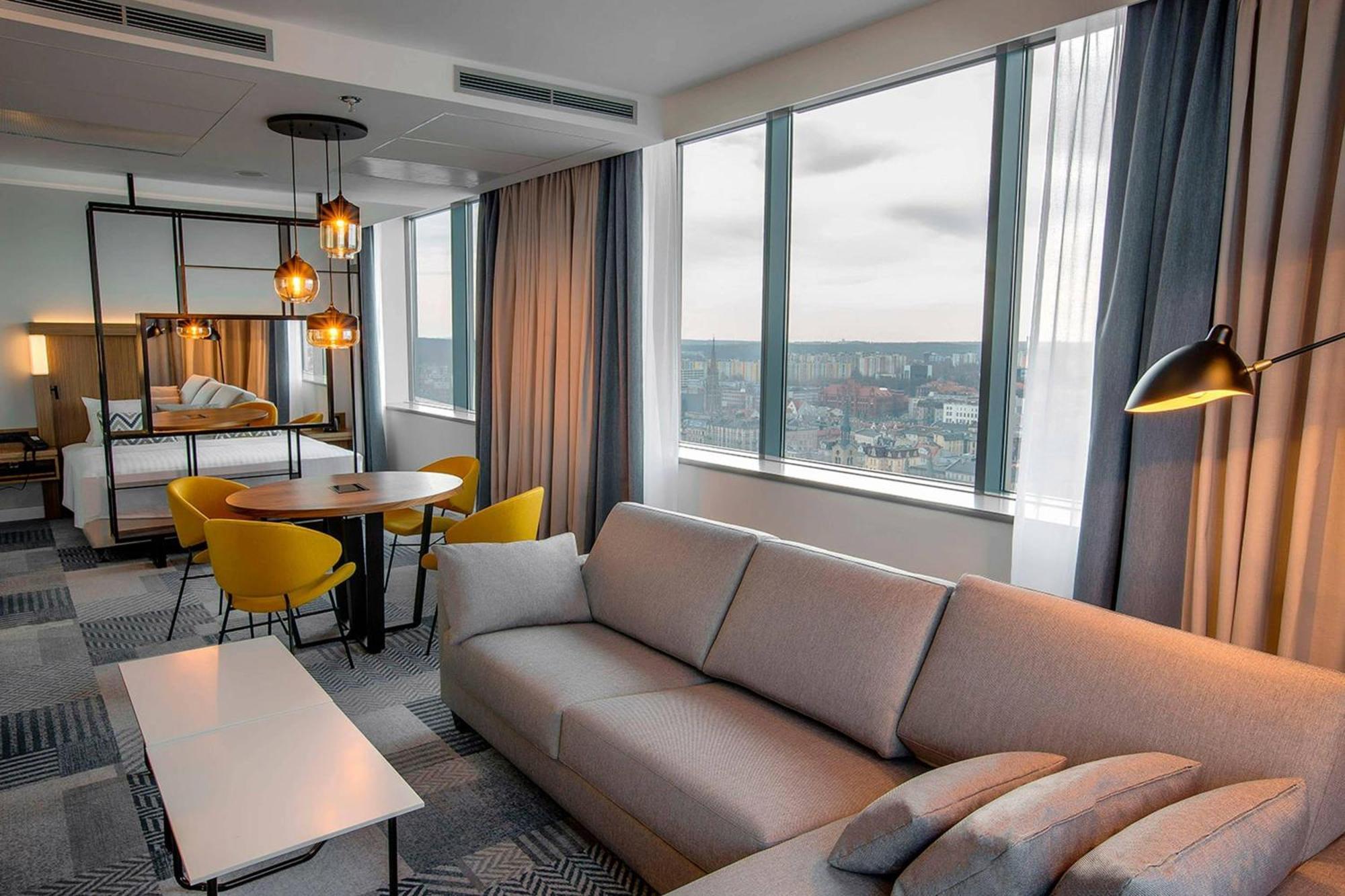 Courtyard By Marriott Katowice City Center Exterior photo