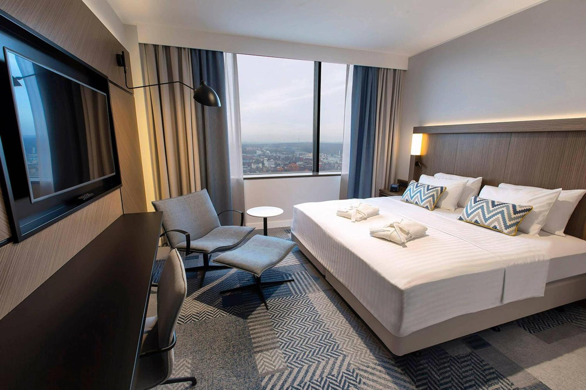 Courtyard By Marriott Katowice City Center Exterior photo